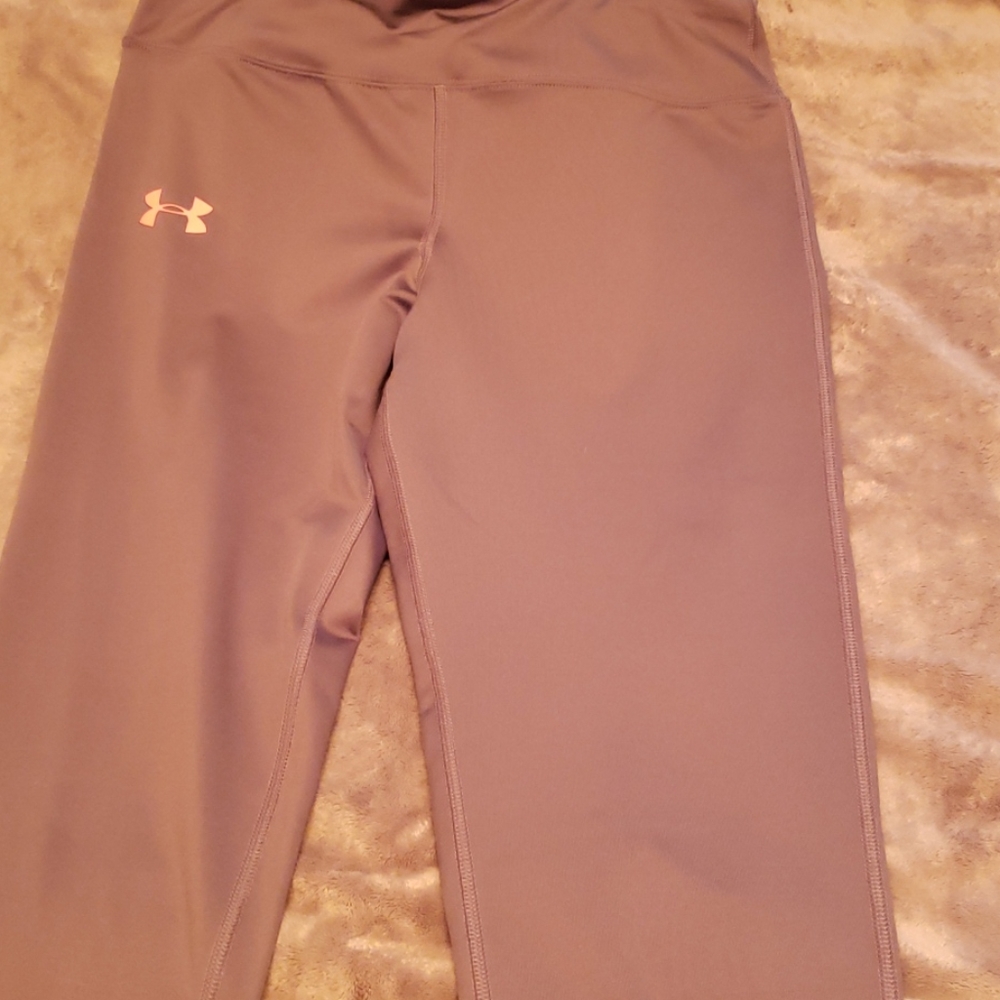 Under Armour capri leggings